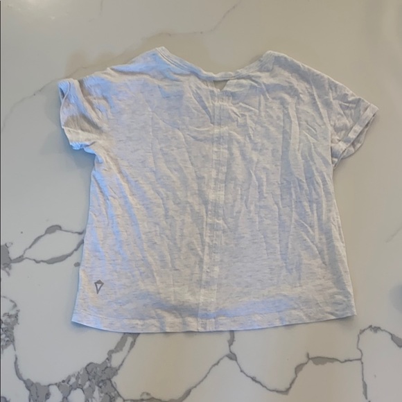 T-Shirt - Picture 2 of 3